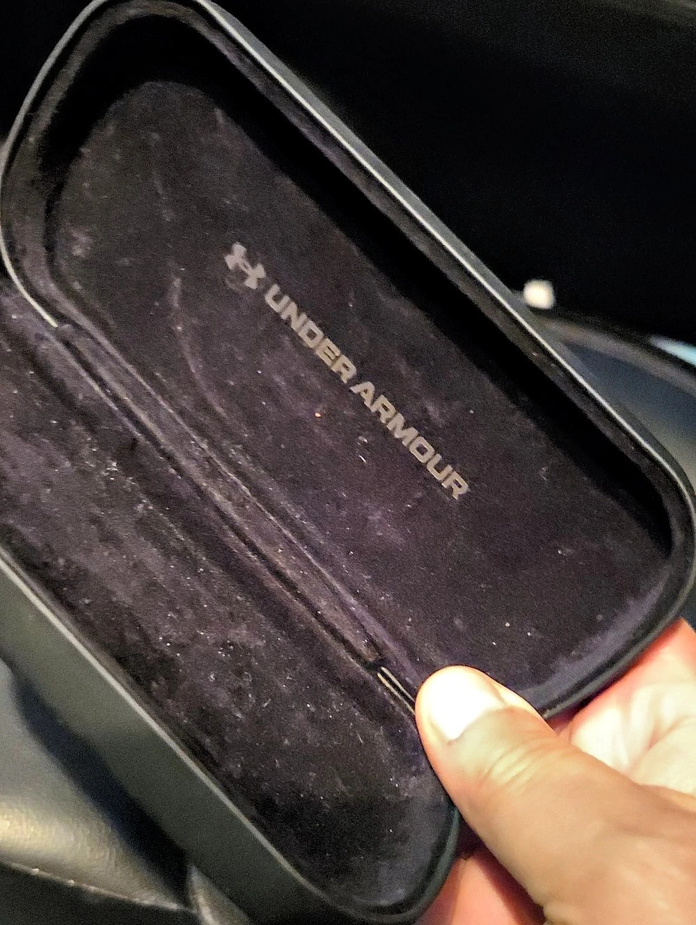 Under Armour Sunglasses Hard Shell Case Black - Picture 2 of 4
